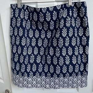Talbots navy and white printed skirt